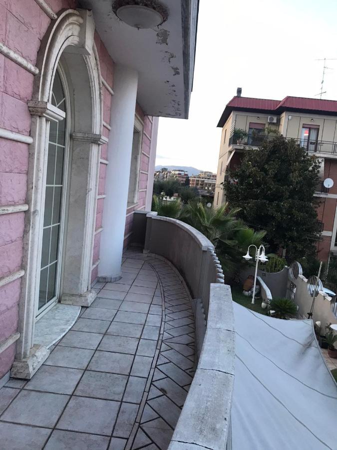 camera in villa Colleferro Esterno foto